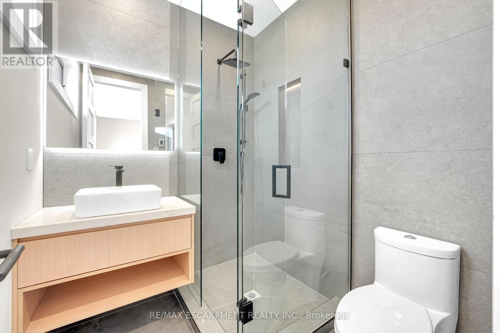369 Wade Street, Oakville, Ontario  L6K 2A4 - Photo 30 - W13481348