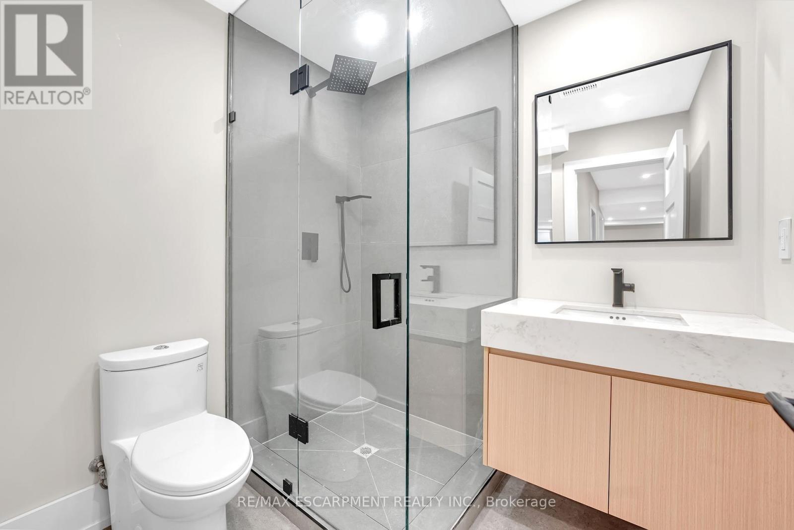 369 Wade Street, Oakville, Ontario  L6K 2A4 - Photo 37 - W13481348