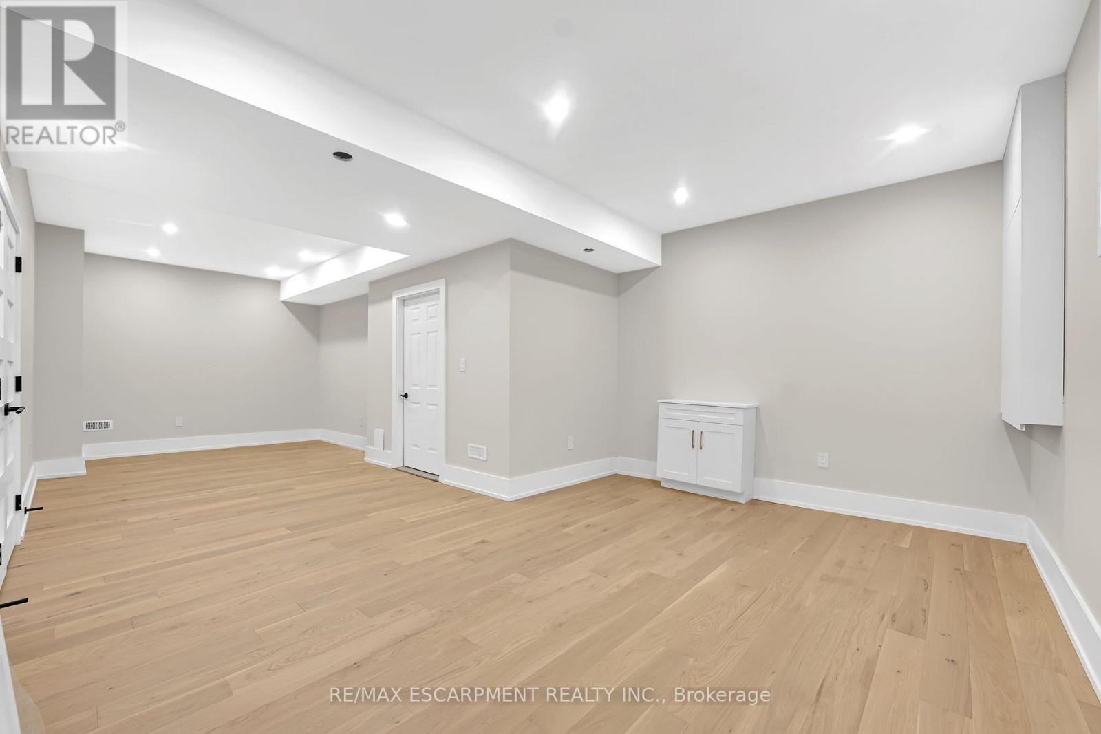 369 Wade Street, Oakville, Ontario  L6K 2A4 - Photo 38 - W13481348