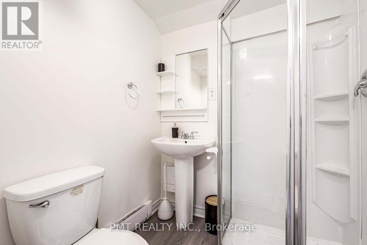 Main - 2045 Davenport Road, Toronto, Ontario  M6N 1C5 - Photo 12 - W13481366