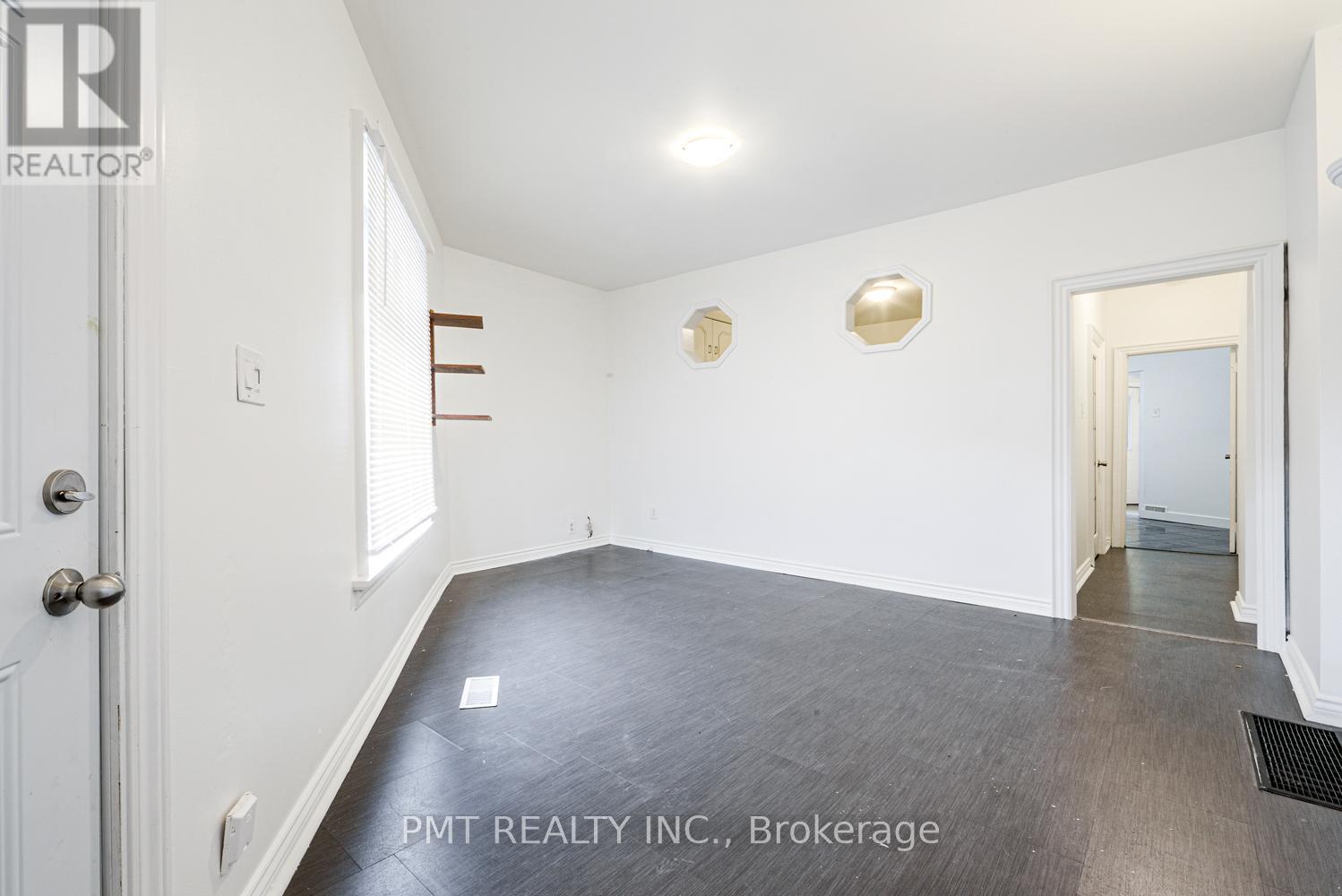 Main - 2045 Davenport Road, Toronto, Ontario  M6N 1C5 - Photo 2 - W13481366