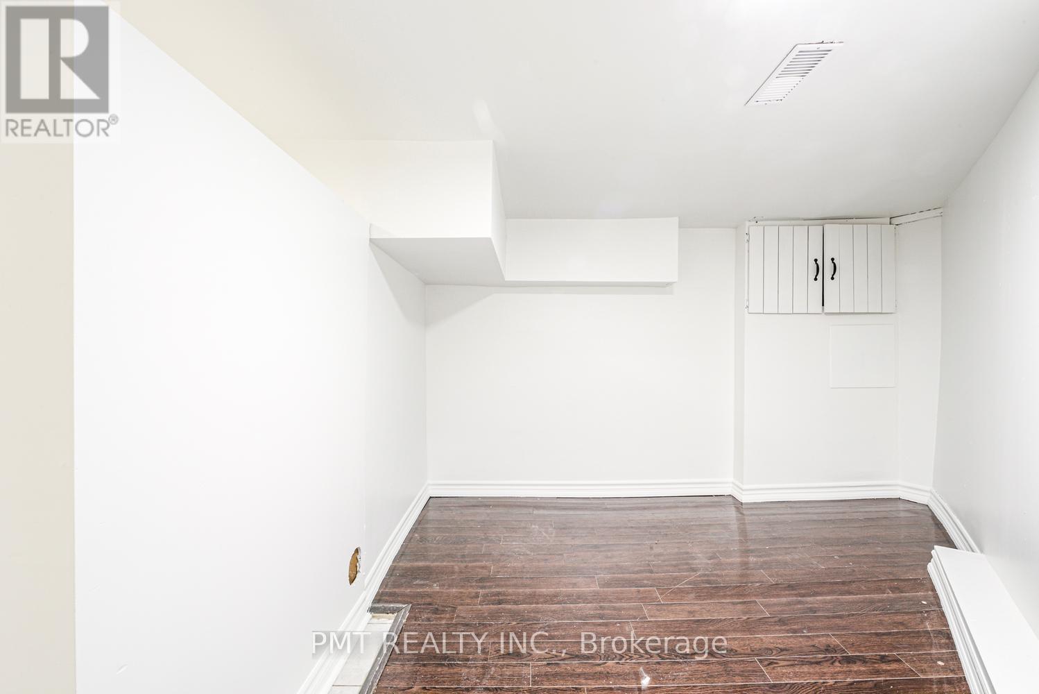 Main - 2045 Davenport Road, Toronto, Ontario  M6N 1C5 - Photo 32 - W13481366