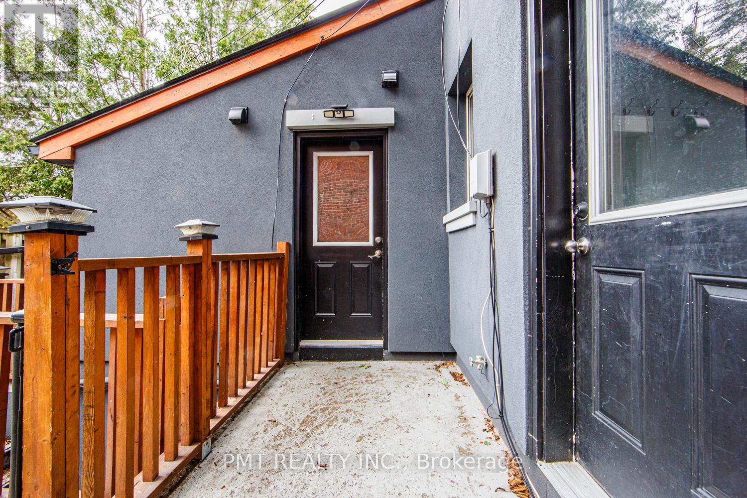 Main - 2045 Davenport Road, Toronto, Ontario  M6N 1C5 - Photo 39 - W13481366