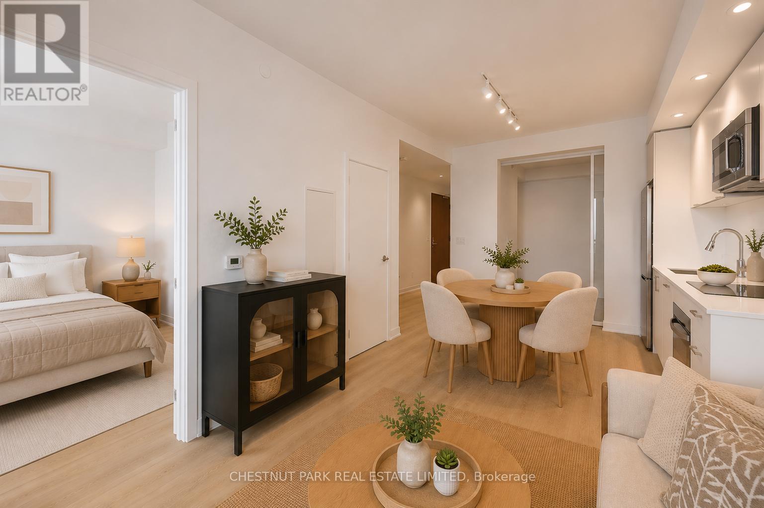 3908 - 1926 Lake Shore Boulevard W, Toronto, Ontario  M6S 1A1 - Photo 5 - W13481378