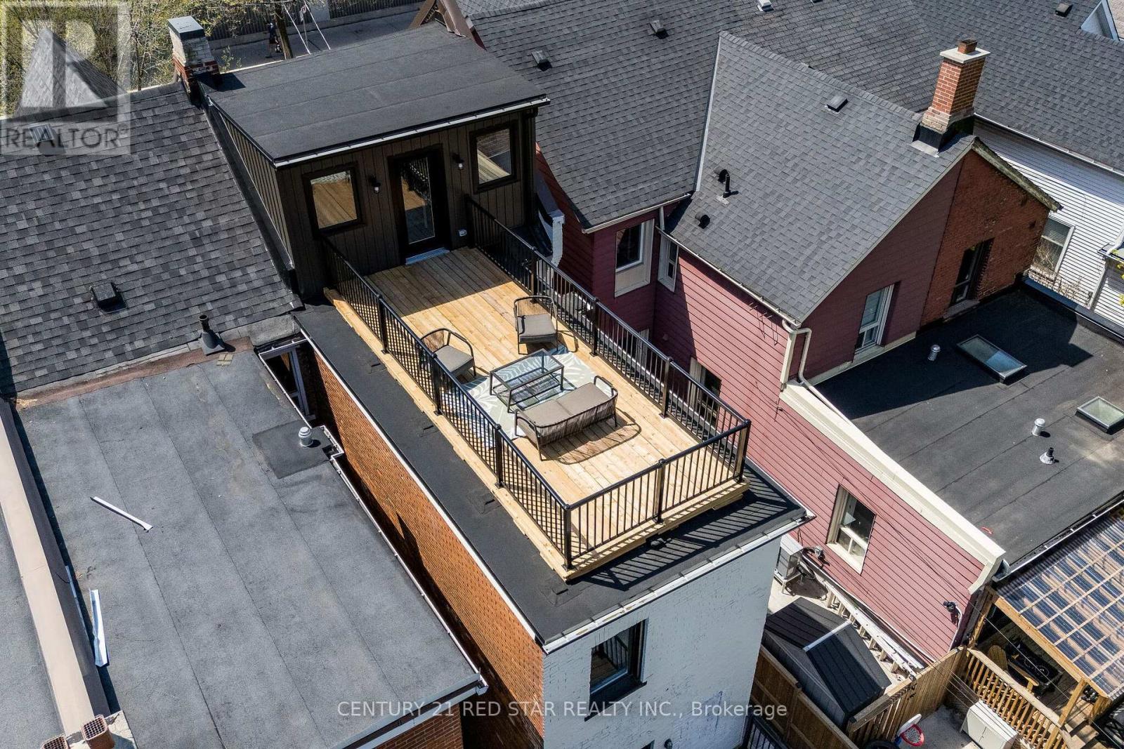 369 Pacific Avenue, Toronto, Ontario  M6P 2R2 - Photo 35 - W13481408