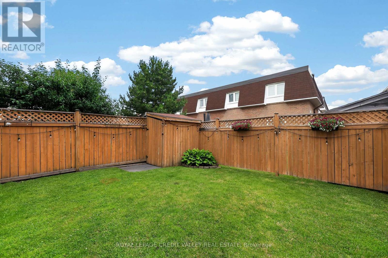 184 - 184 Town House Crescent, Brampton, Ontario  L6W 3C6 - Photo 44 - W13481422