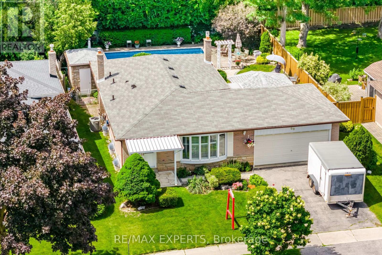 69 Oakmeadow Boulevard, Toronto, Ontario M1E 4G6 - Photo 8 - E13471302