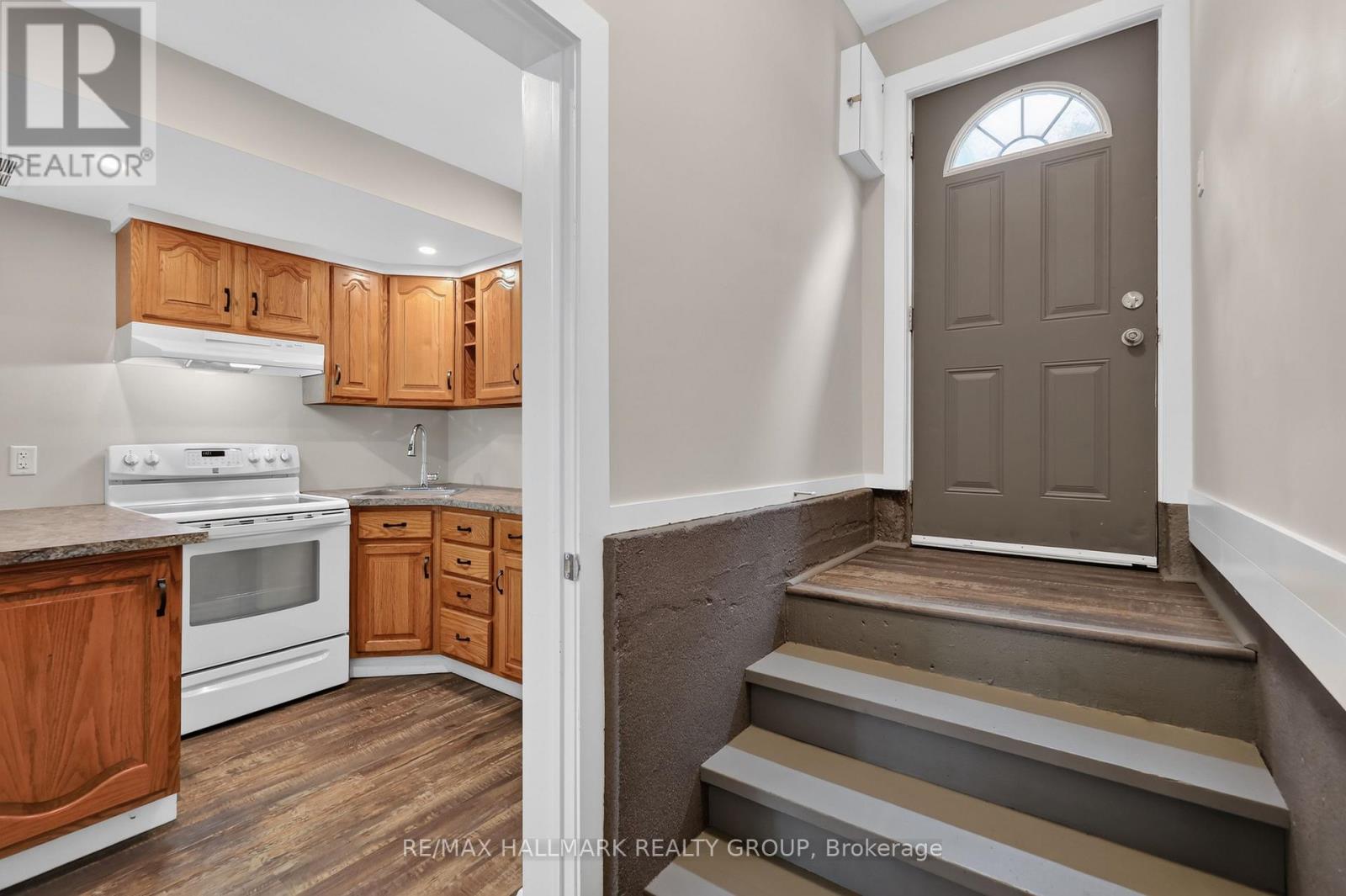 Unit B - 189 Banning Road, Ottawa, Ontario K2L 1C5 - Photo 4 - X13481448