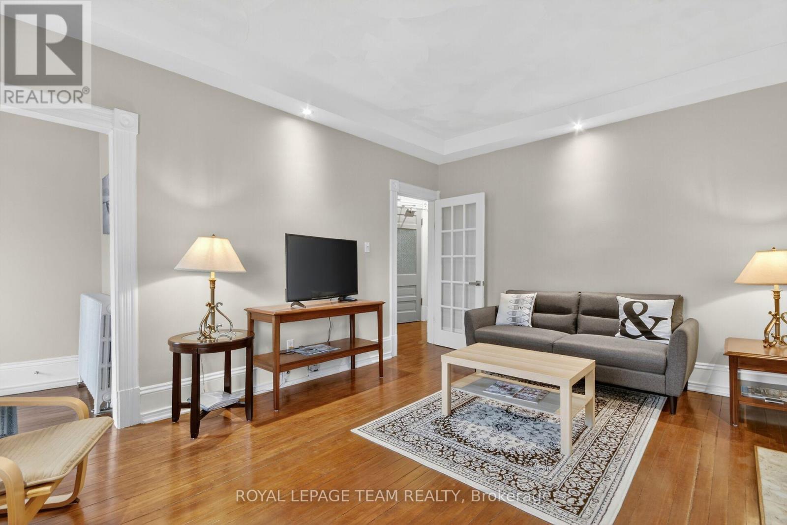 64 Delaware Avenue, Ottawa, Ontario  K2P 0Z3 - Photo 19 - X13481460