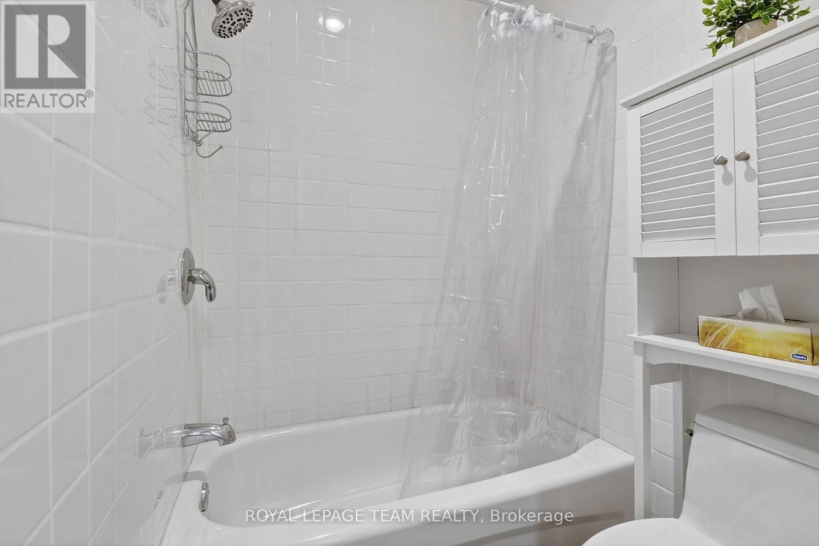 64 Delaware Avenue, Ottawa, Ontario  K2P 0Z3 - Photo 30 - X13481460