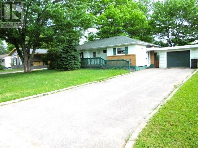 80 Pageant DR, Sault Ste. Marie, Ontario