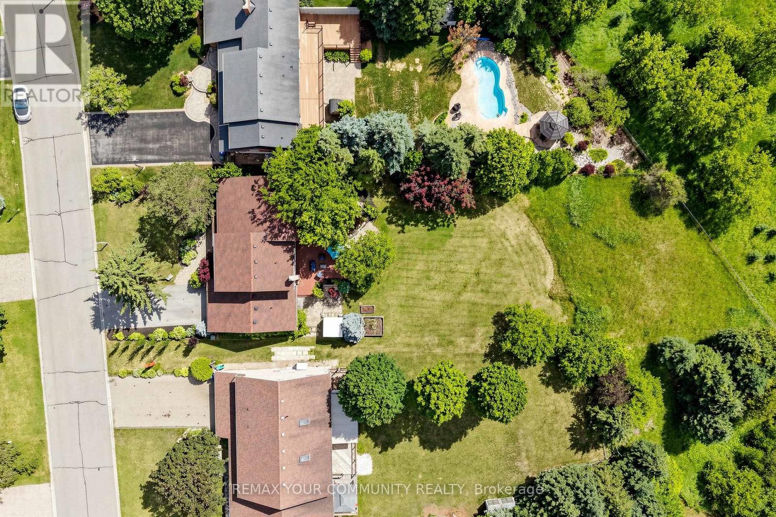 32 Brawton Drive, Caledon, Ontario  L7E 0E1 - Photo 4 - W13480616