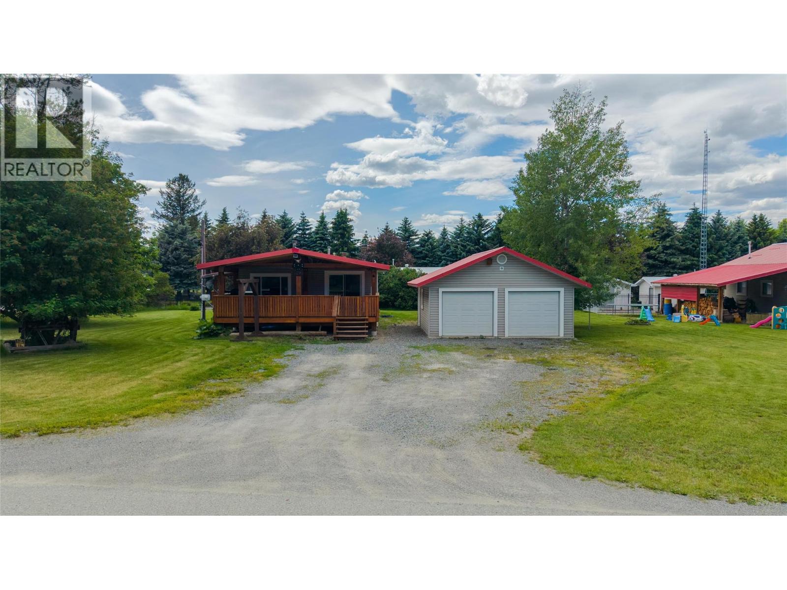 7323 Bertrand Road, Jaffray, British Columbia  V0B 1T0 - Photo 1 - 10392149