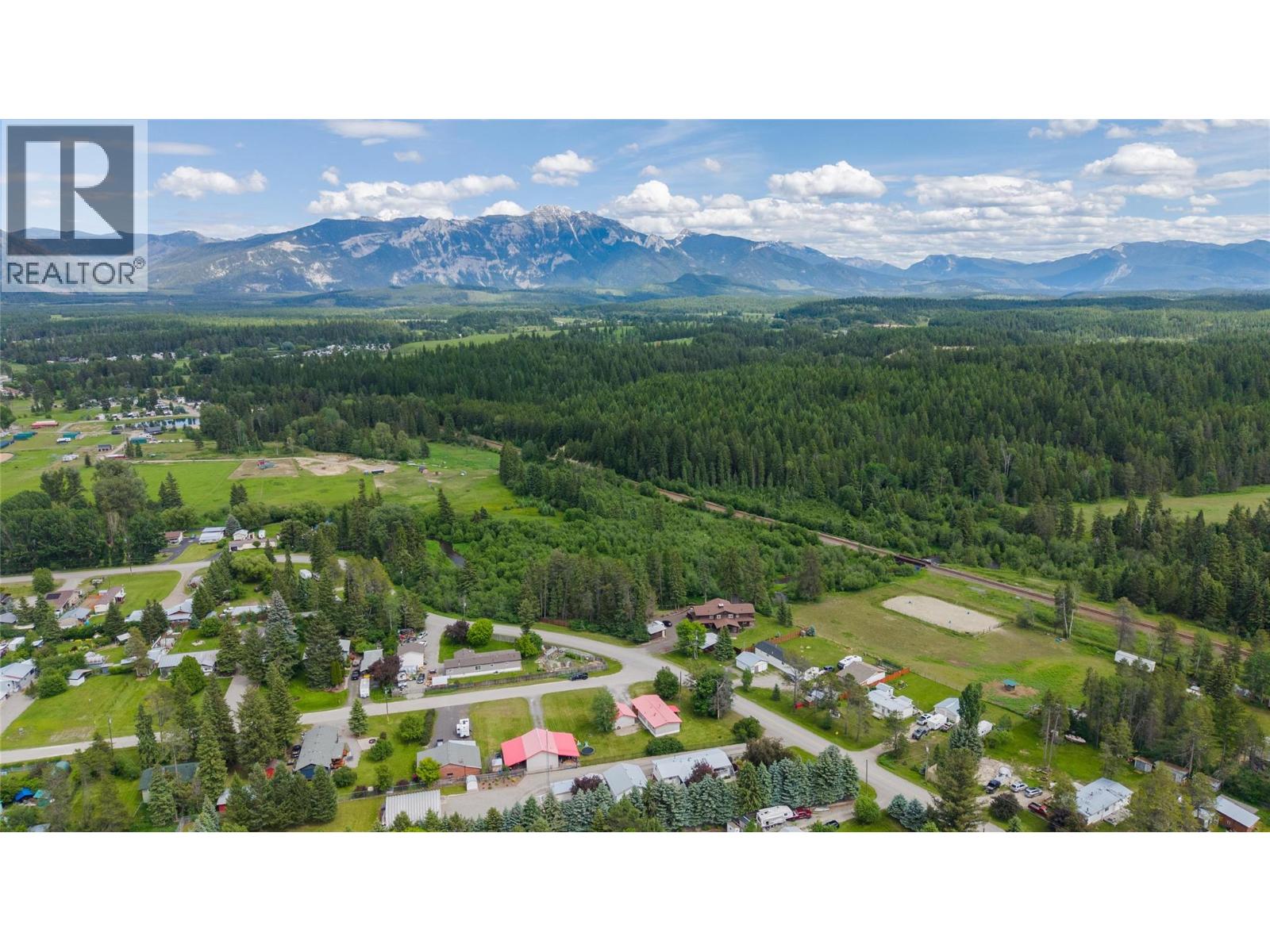 7323 Bertrand Road, Jaffray, British Columbia  V0B 1T0 - Photo 19 - 10392149