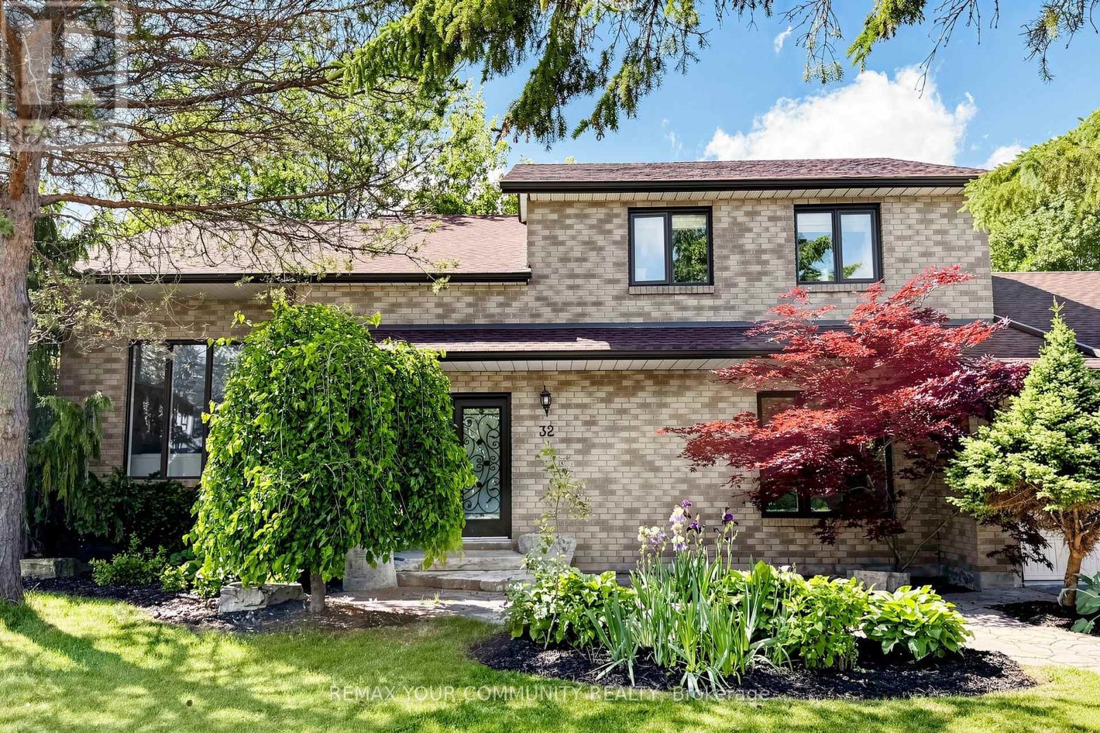32 Brawton Drive, Caledon, Ontario  L7E 0E1 - Photo 2 - W13480616