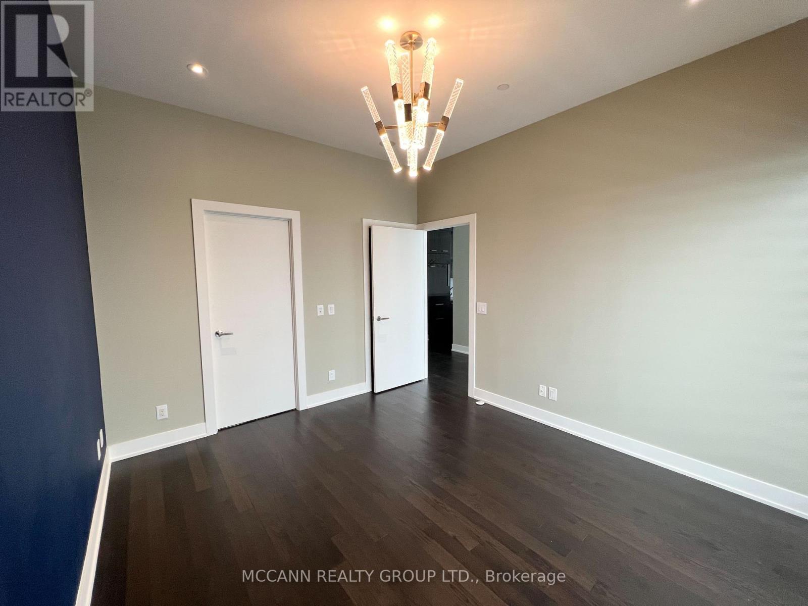 Uph8 - 3018 Yonge Street, Toronto (Lawrence Park South), Ontario  M4N 0A5 - Photo 12 - C13481452