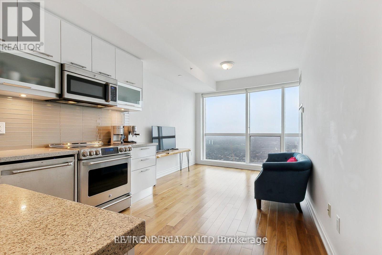 6505 - 388 Yonge Street, Toronto, Ontario  M5B 0A4 - Photo 3 - C13481474