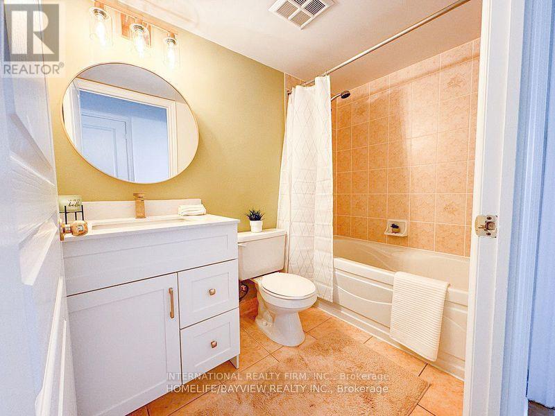 2512 - 10 Northtown Way, Toronto, Ontario  M2N 7L4 - Photo 12 - C13481546
