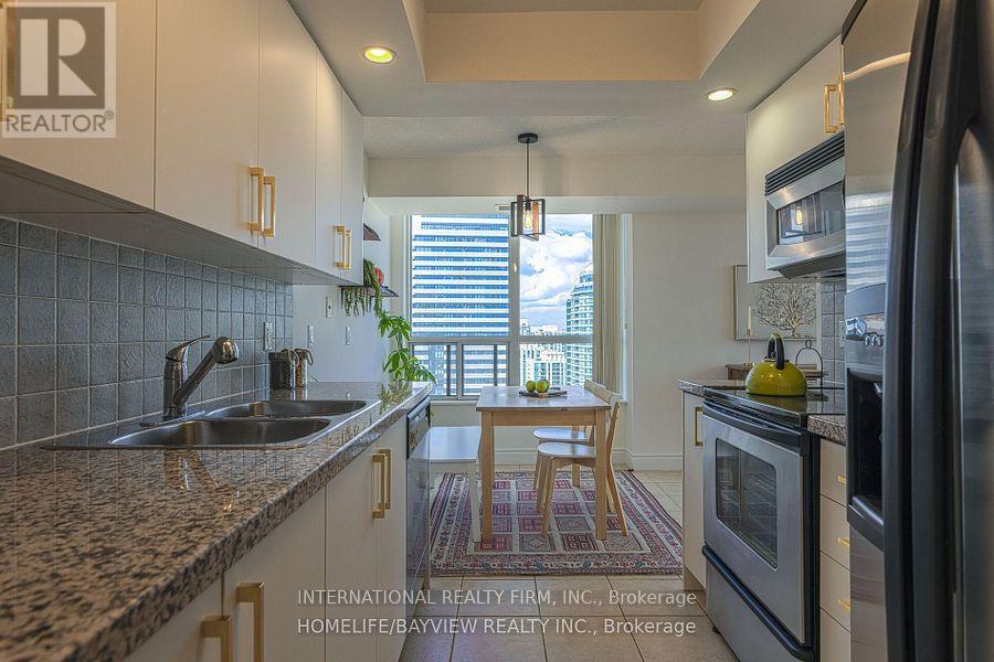2512 - 10 Northtown Way, Toronto, Ontario  M2N 7L4 - Photo 3 - C13481546