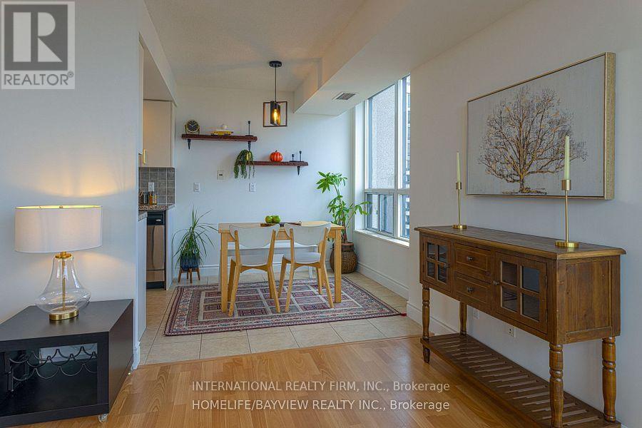 2512 - 10 Northtown Way, Toronto, Ontario  M2N 7L4 - Photo 4 - C13481546