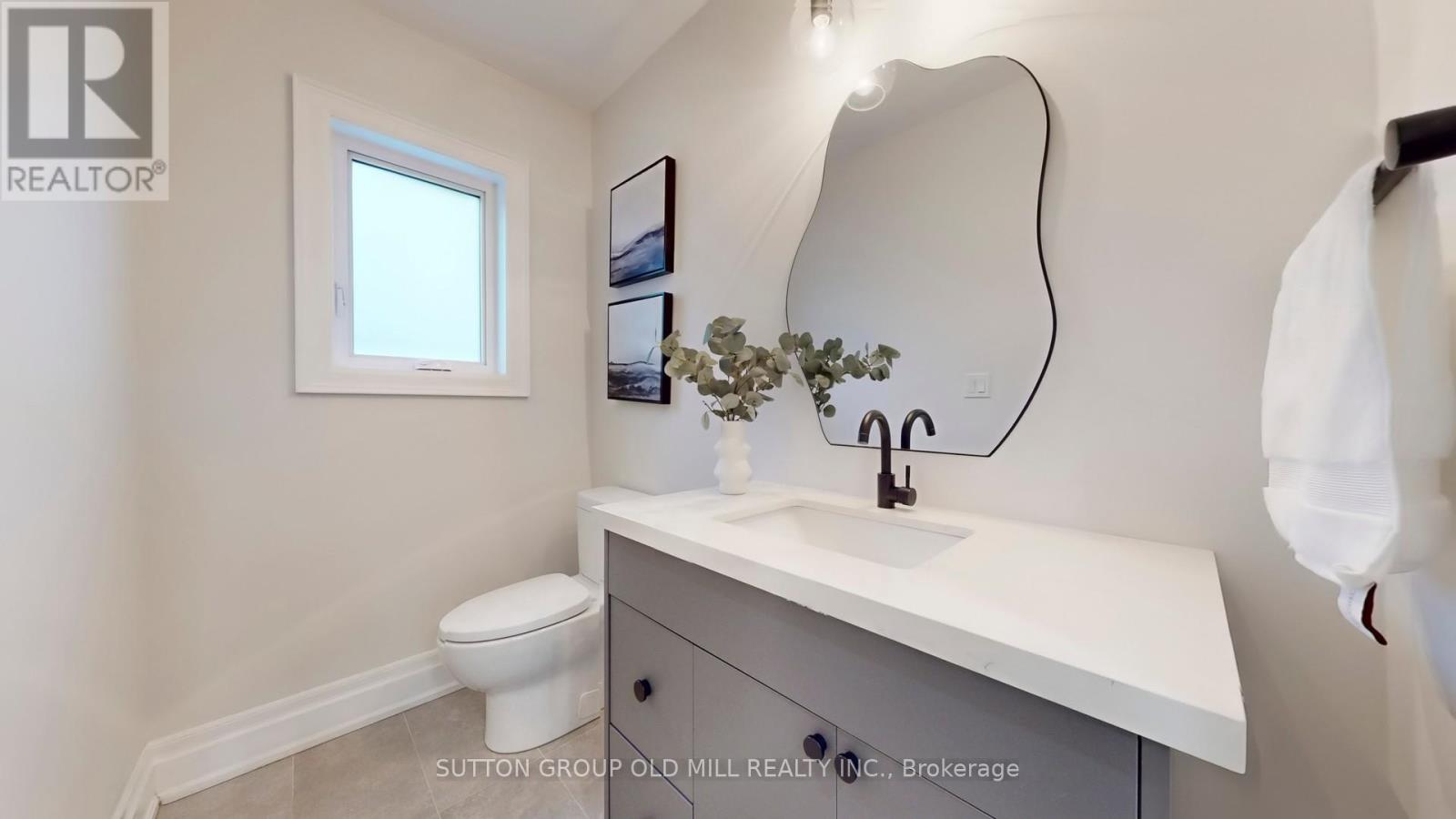 59 Shirley Street, Toronto, Ontario  M6K 1T2 - Photo 6 - C13481558
