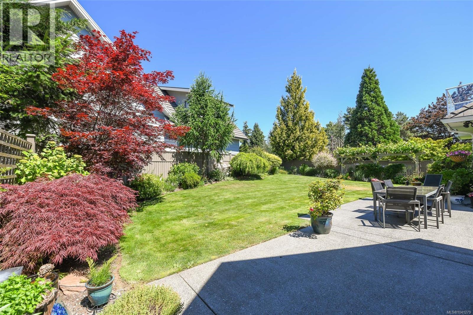 3186 Royal Vista Way, Courtenay, British Columbia  V9N 9X3 - Photo 4 - 1041279
