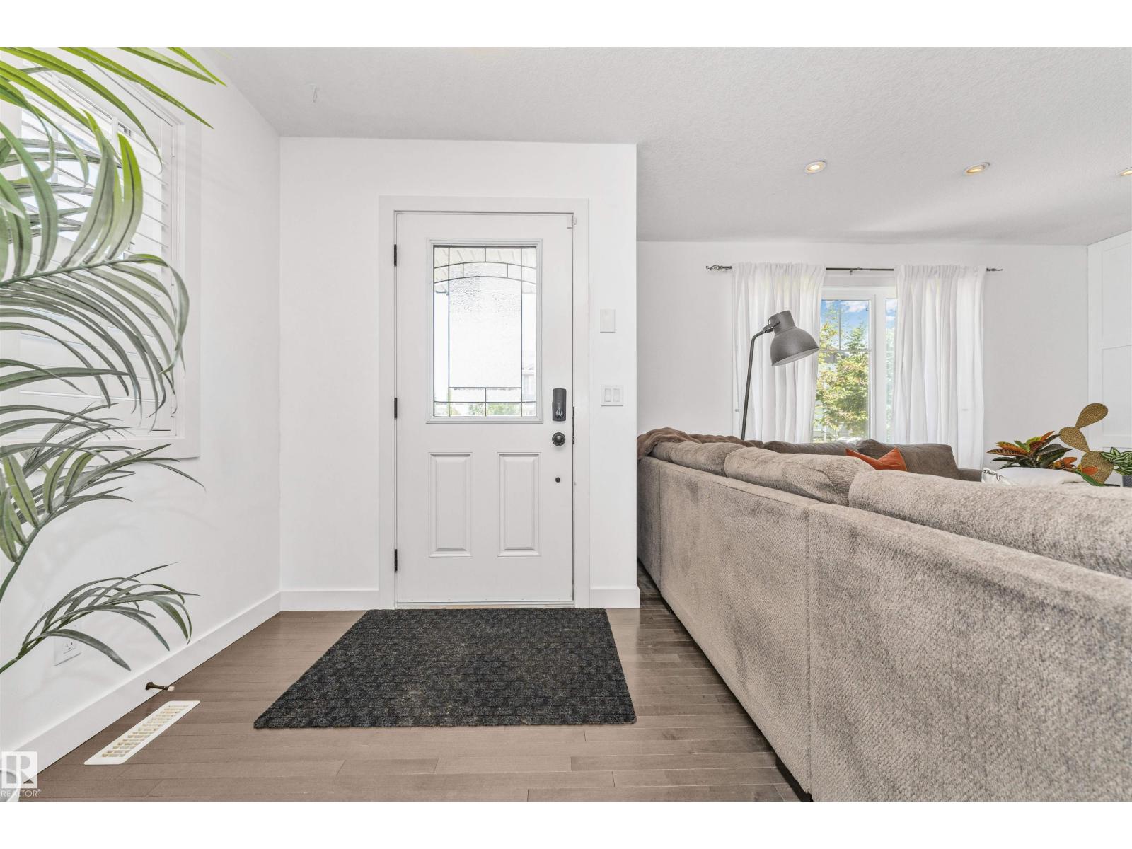6904 Cardinal Wd SW, Edmonton, Alberta  T6W 2Y4 - Photo 4 - E4495265