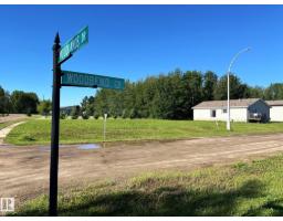 100 Woodlands Dr, Warburg, Alberta T4L 2L5 (29944571)