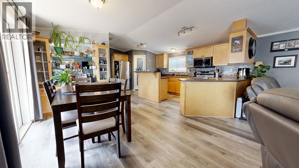 8806 85 Avenue, Grande Prairie, Alberta  T8X 0A8 - Photo 9 - A2322852