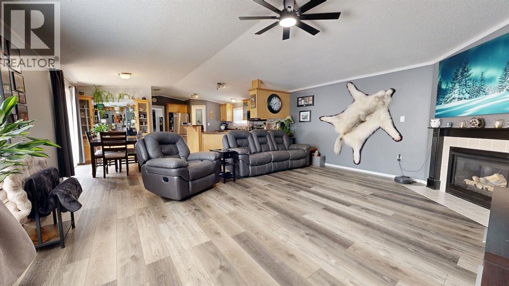 8806 85 Avenue, Grande Prairie, Alberta  T8X 0A8 - Photo 4 - A2322852