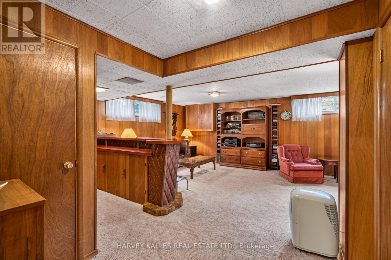 69 Poynter Drive, Toronto, Ontario  M9R 1L3 - Photo 21 - W13481550