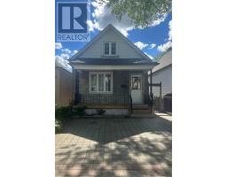 98 CHAMBERS AVENUE, Toronto, Ontario