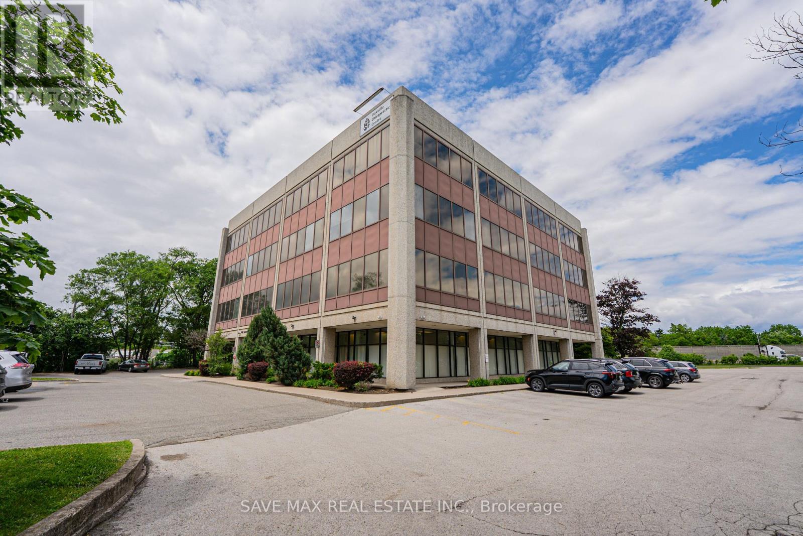 627 Lyons Lane, Oakville, Ontario  L6J 5Z7 - Photo 10 - W13446196