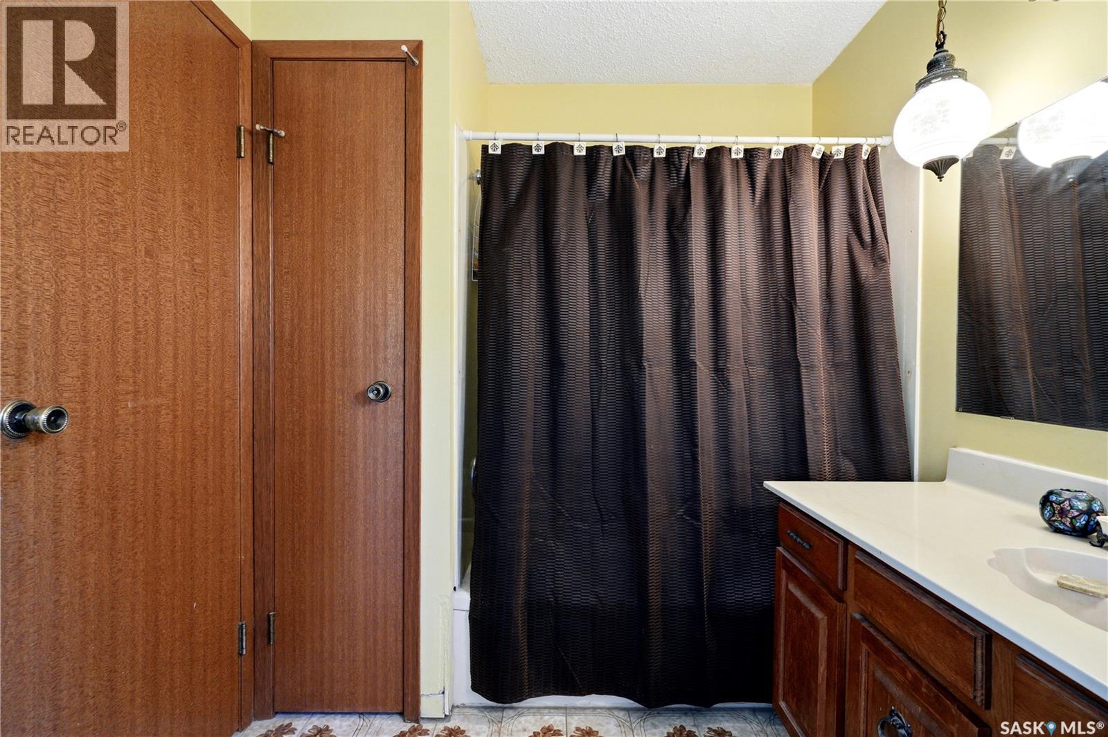 211 Keeley Crescent, Saskatoon, Saskatchewan  S7J 4B9 - Photo 35 - SK040178