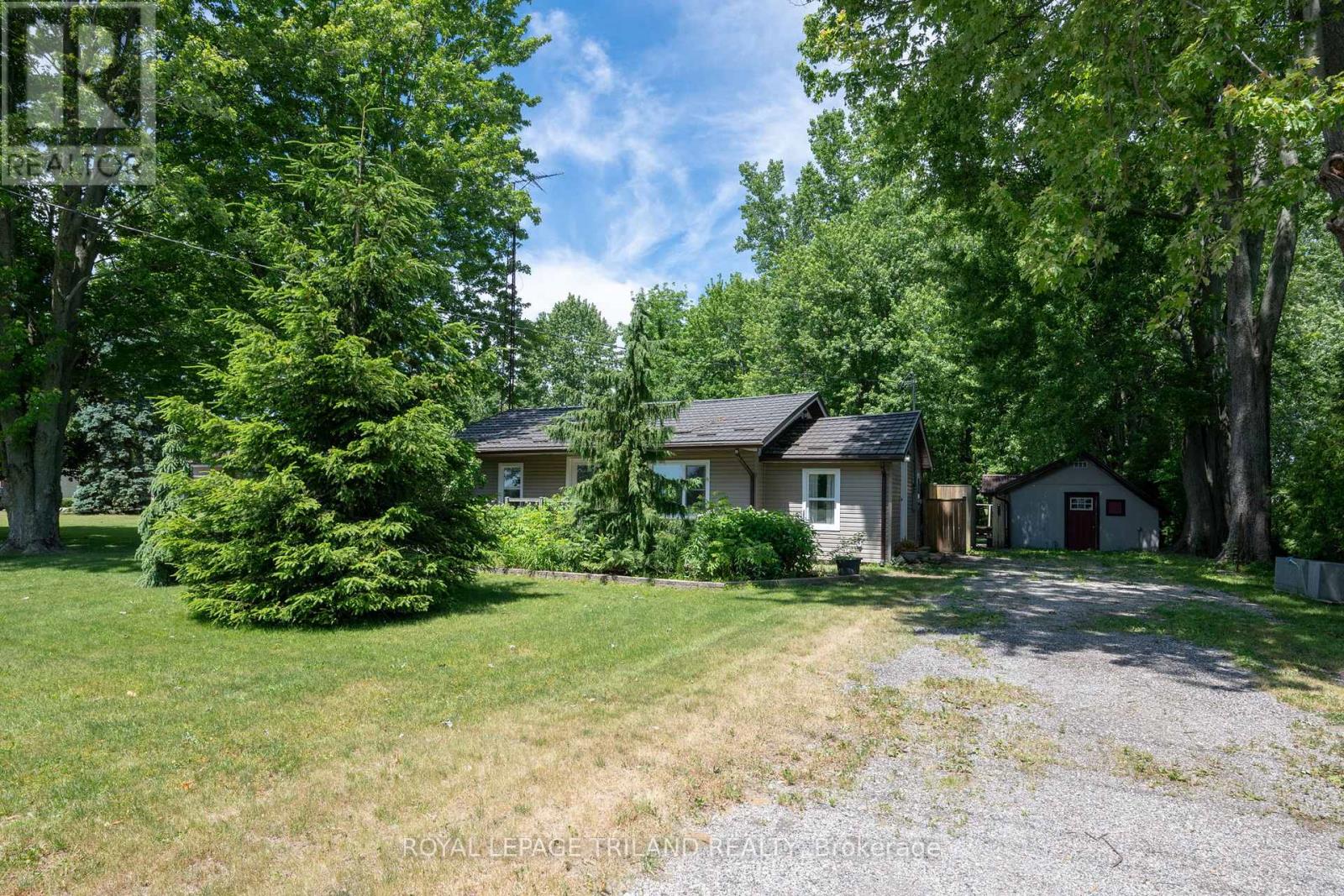 22516 Pioneer Line, West Elgin, Ontario  N0L 2C0 - Photo 2 - X13481624