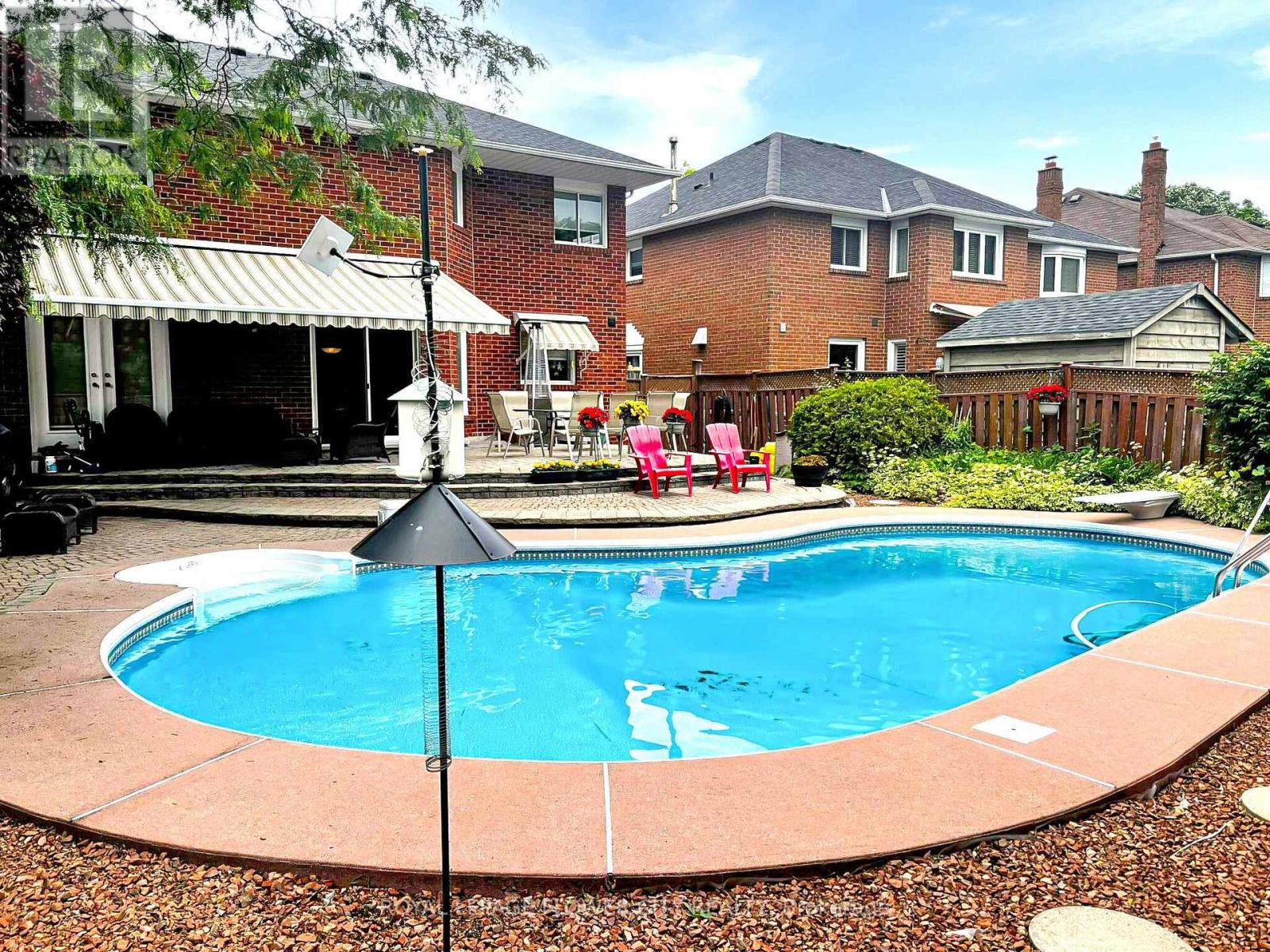 1340 Whitewater Lane, Mississauga, Ontario  L5V 1L8 - Photo 41 - W13480752