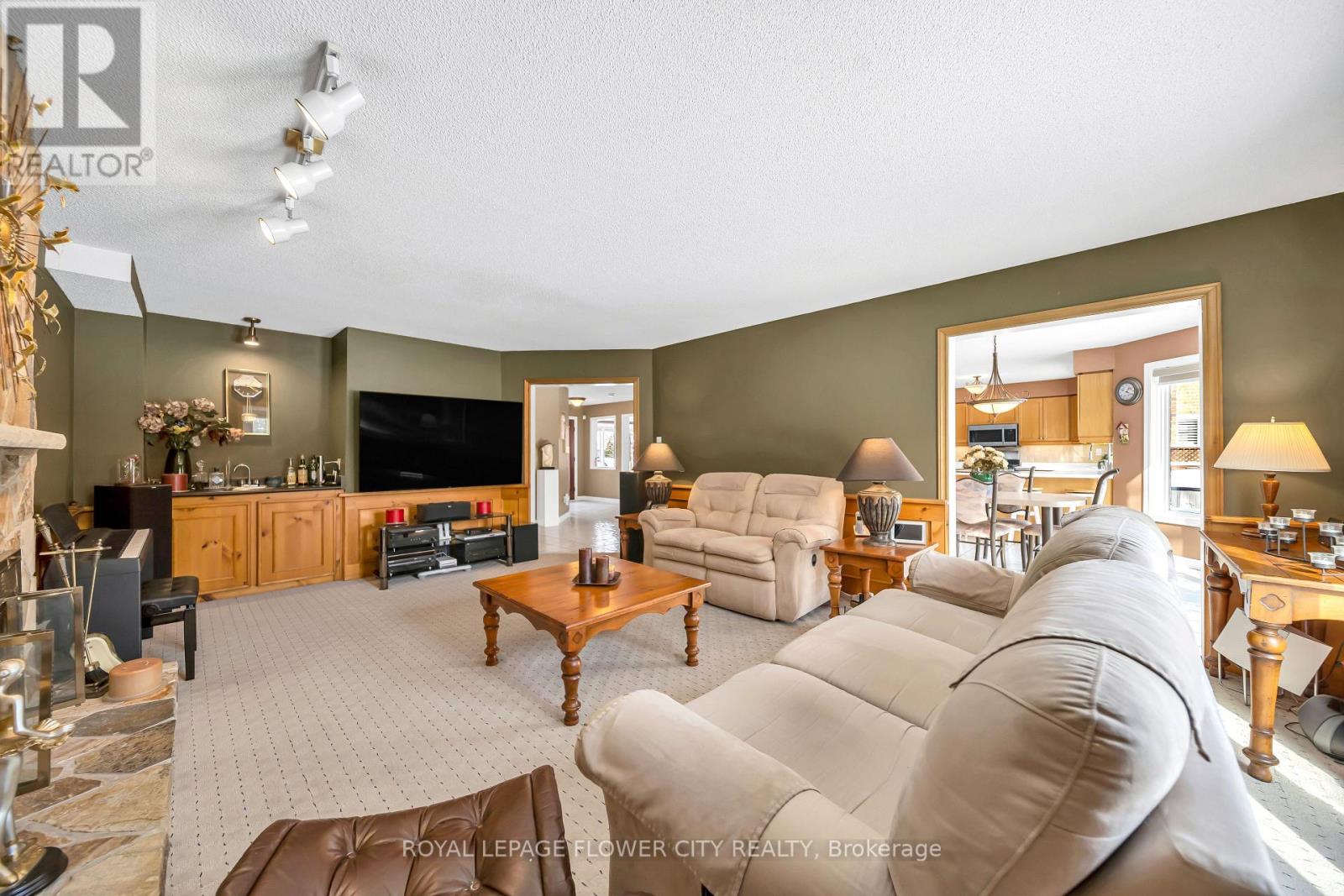 1340 Whitewater Lane, Mississauga, Ontario  L5V 1L8 - Photo 19 - W13480752