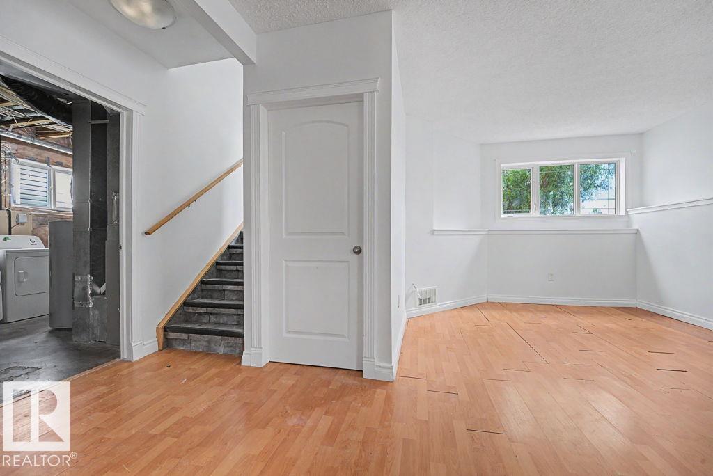 Unknown Address, ,    - Photo 31 - E4495260