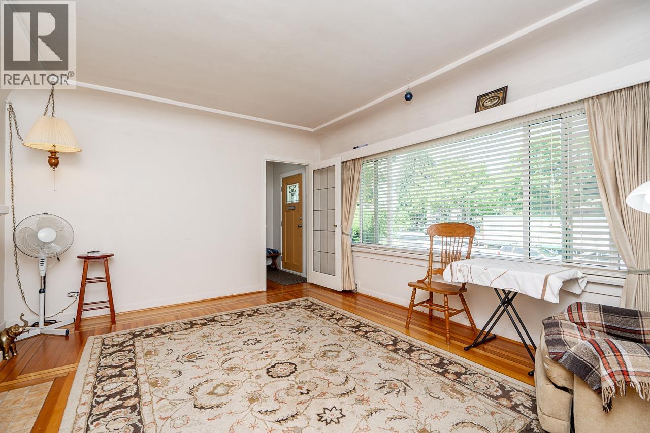 916 Thirteenth Street, New Westminster, British Columbia  V3M 4N1 - Photo 5 - R3138776