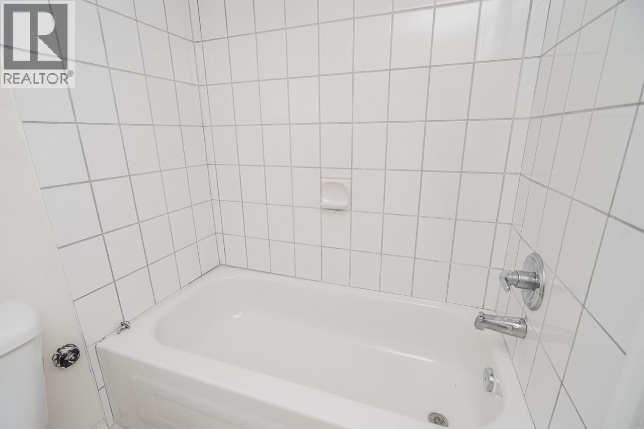 916 Thirteenth Street, New Westminster, British Columbia  V3M 4N1 - Photo 26 - R3138776