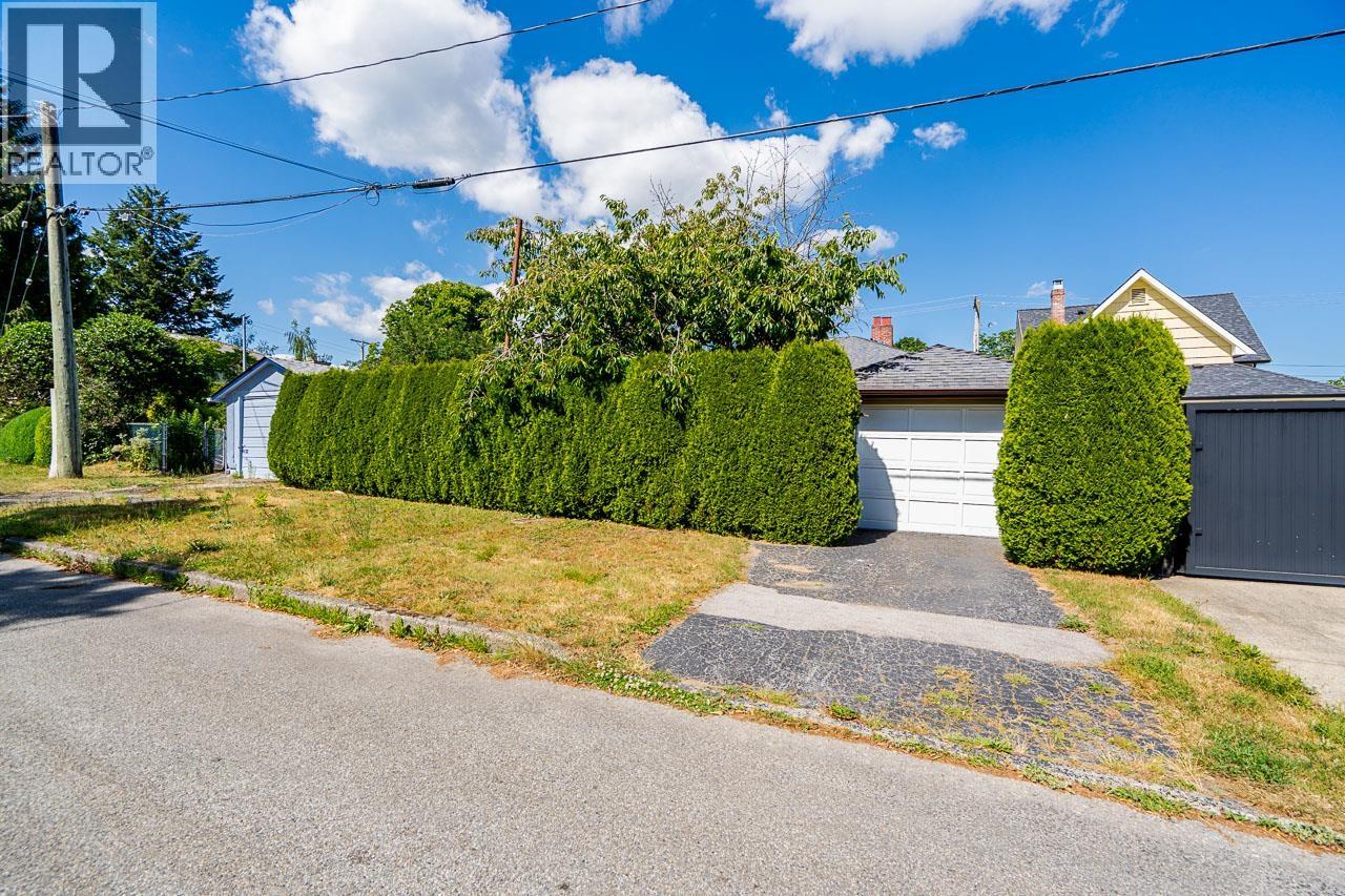 916 Thirteenth Street, New Westminster, British Columbia  V3M 4N1 - Photo 38 - R3138776