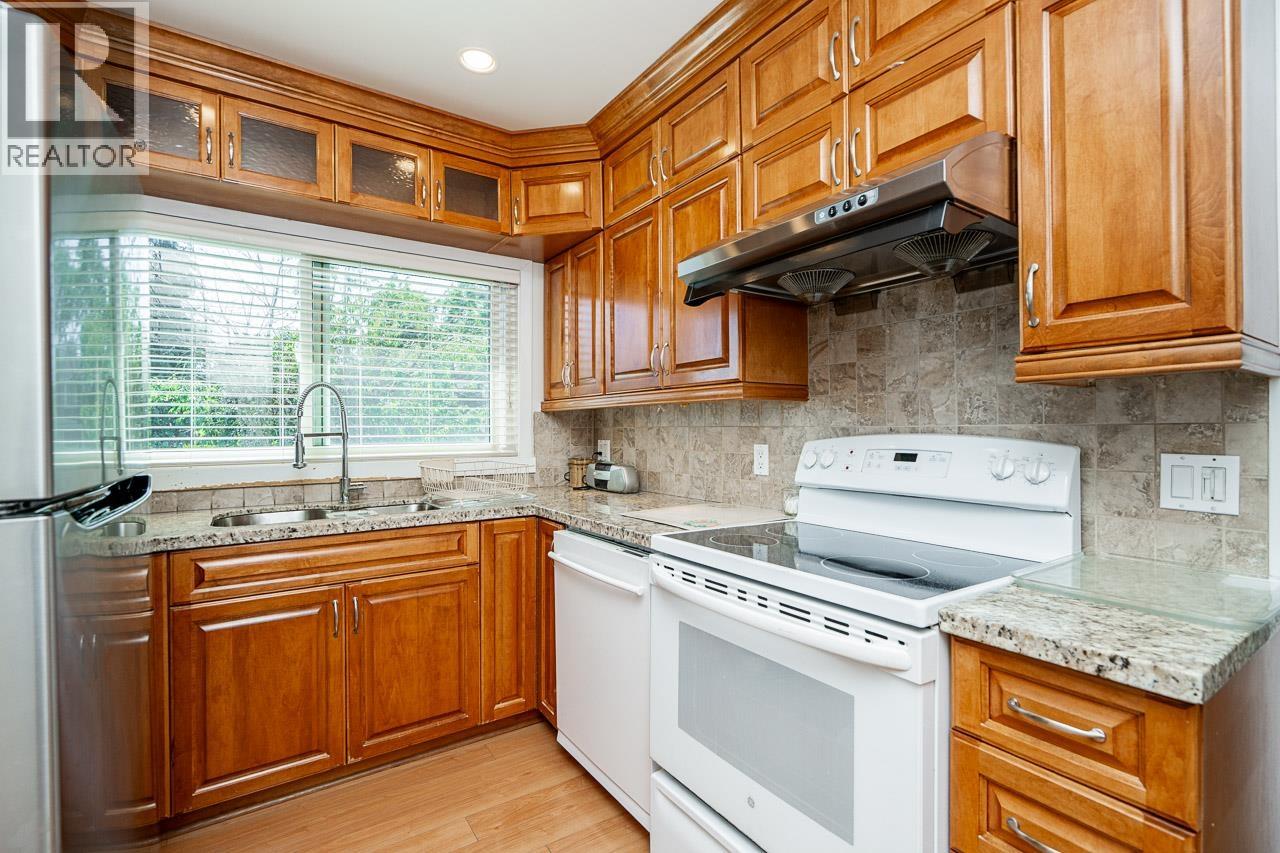 916 Thirteenth Street, New Westminster, British Columbia  V3M 4N1 - Photo 7 - R3138776