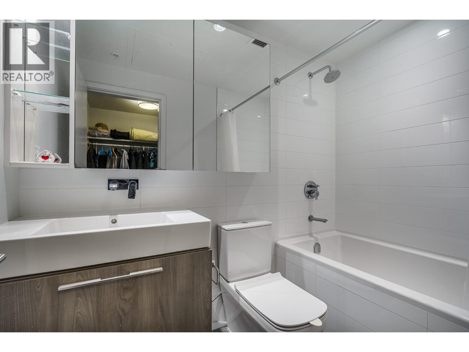 4807 1955 Alpha Way, Burnaby, British Columbia  V5C 0K6 - Photo 15 - R3139172
