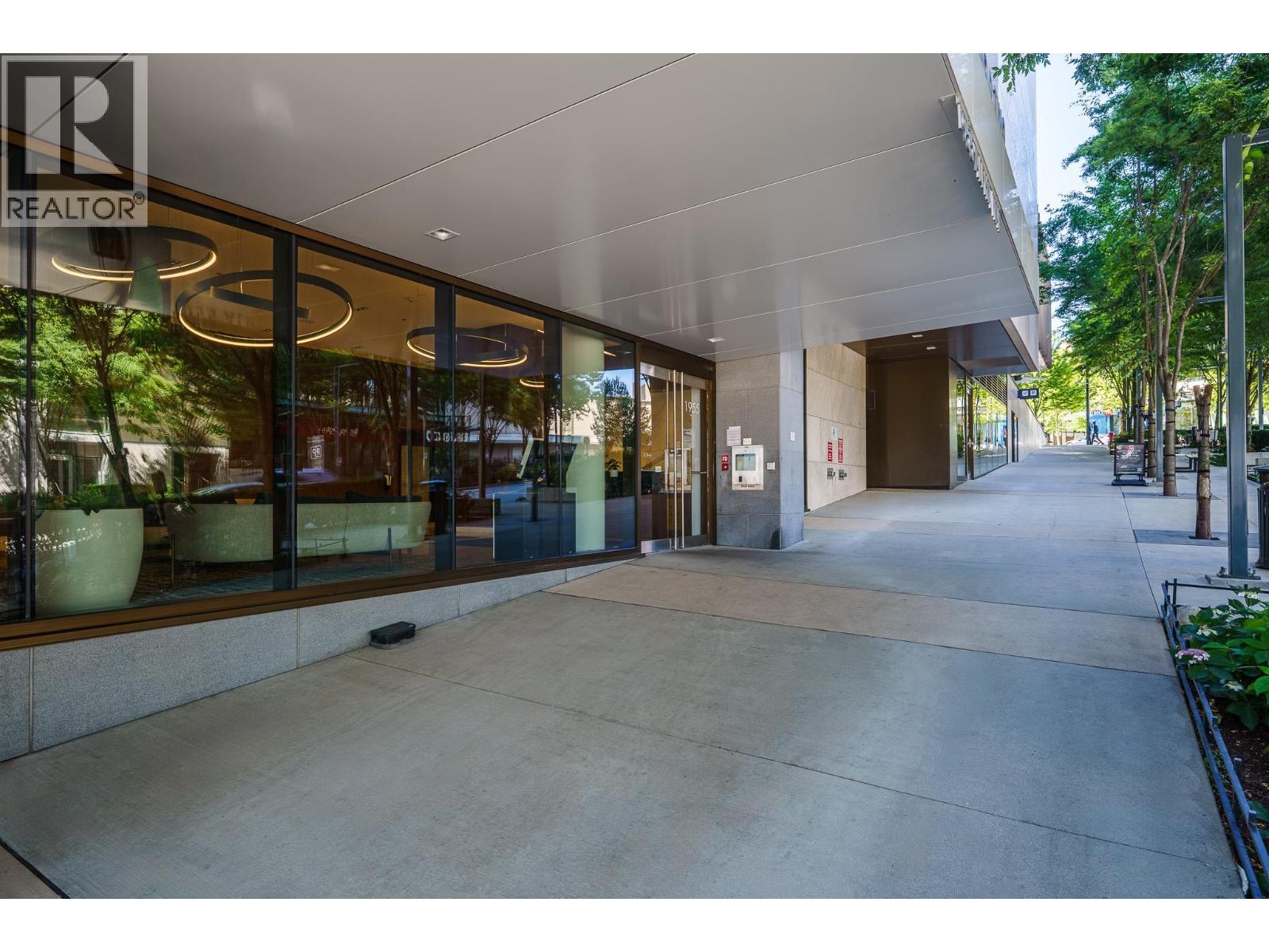 4807 1955 Alpha Way, Burnaby, British Columbia  V5C 0K6 - Photo 2 - R3139172