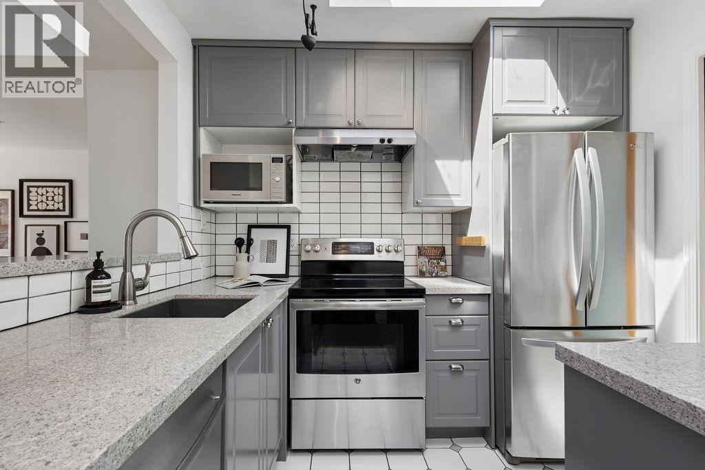 Ph2 1915 E Georgia Street, Vancouver, British Columbia  V5L 2B7 - Photo 11 - R3139180