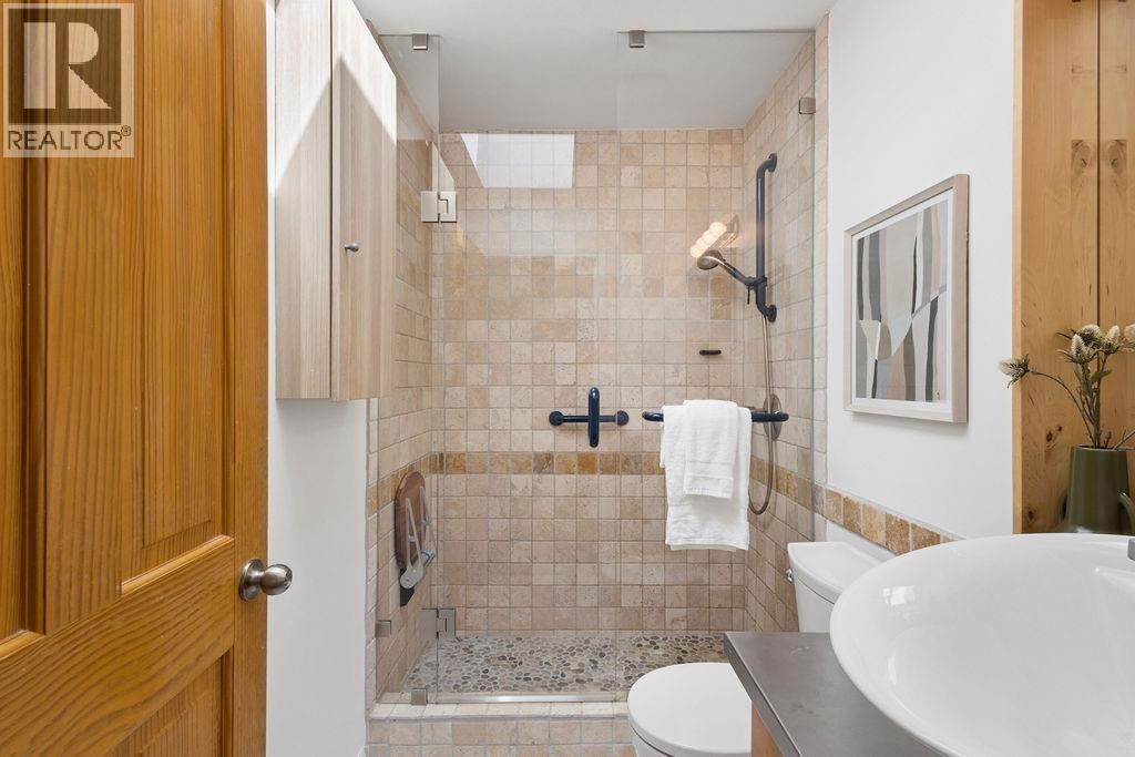 Ph2 1915 E Georgia Street, Vancouver, British Columbia  V5L 2B7 - Photo 18 - R3139180