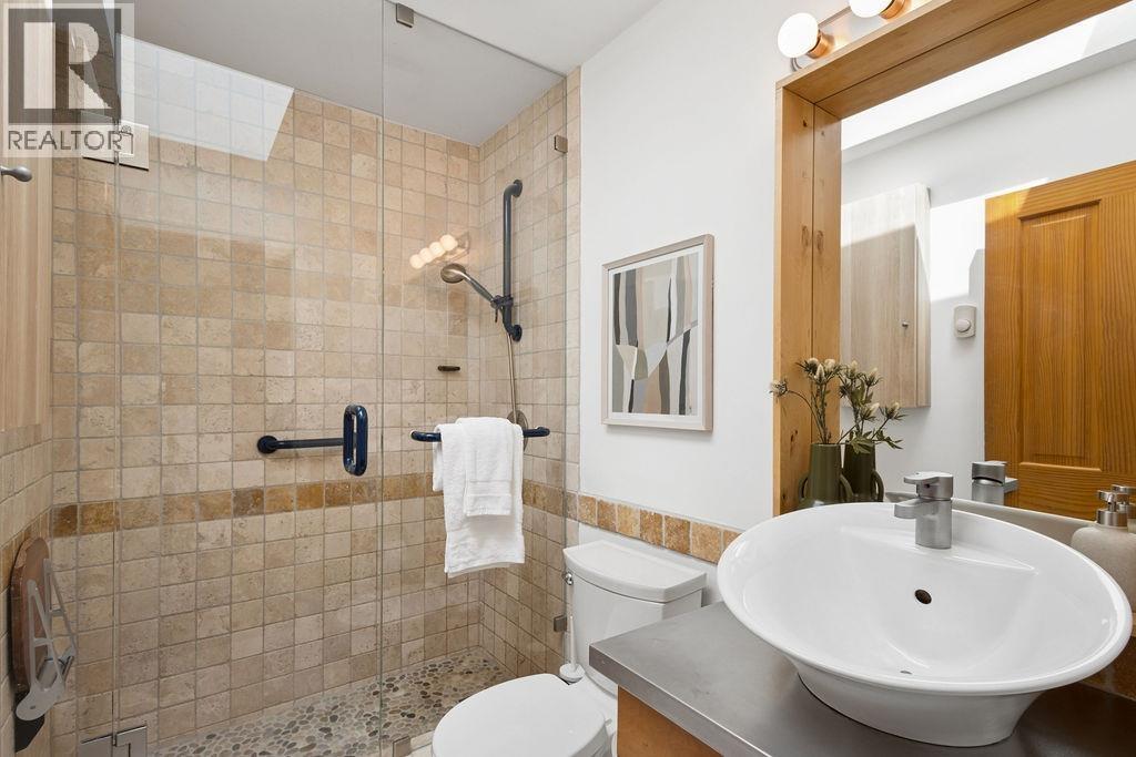 Ph2 1915 E Georgia Street, Vancouver, British Columbia  V5L 2B7 - Photo 20 - R3139180