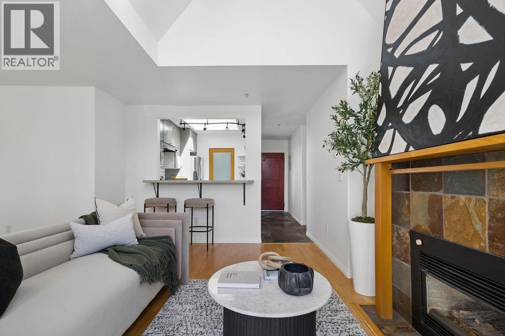 Ph2 1915 E Georgia Street, Vancouver, British Columbia  V5L 2B7 - Photo 9 - R3139180