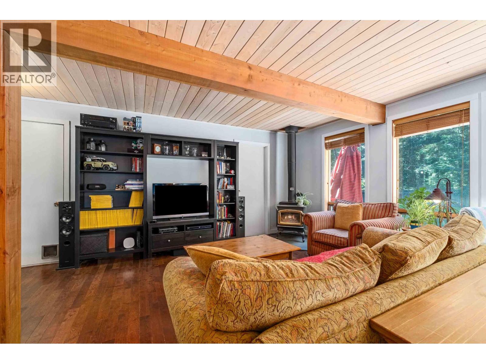 9270 Pinetree Lane, Whistler, British Columbia  V8E 0G5 - Photo 7 - R3139174