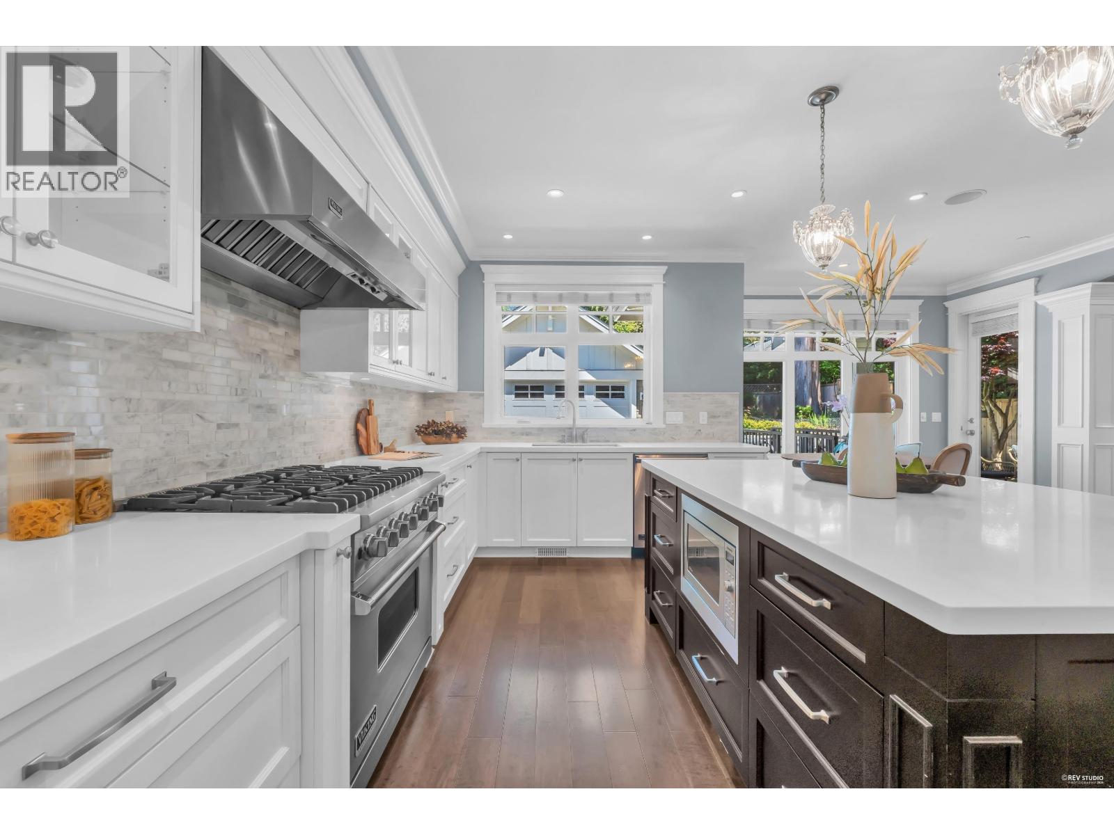 2213 Jefferson Avenue, West Vancouver, British Columbia  V7V 2A9 - Photo 14 - R3139208